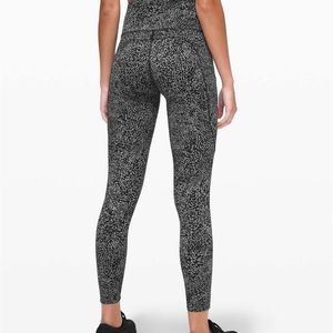 Women’s lulu leggings